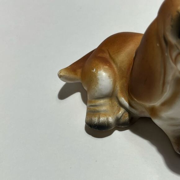 Vintage Enesco Hound Dog figurine - Picture 9 of 15